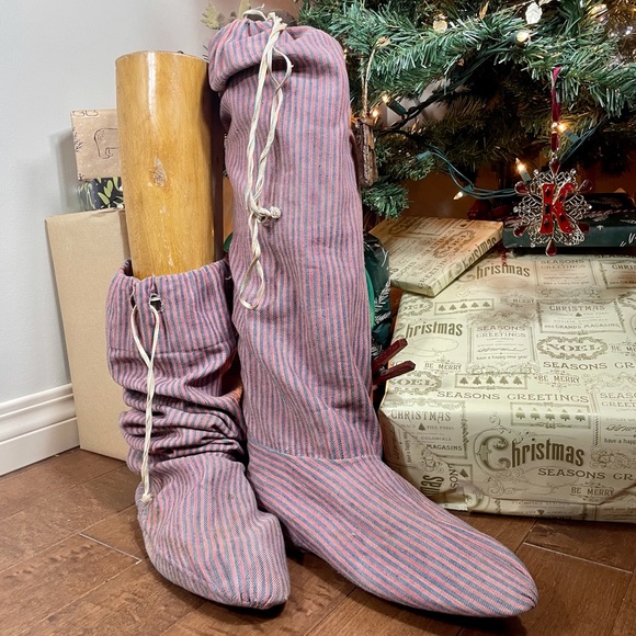 Shoes - Wooden Boot Form, Vintage Riding Boot Forms, English Crafted Solid Wood